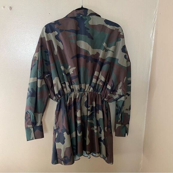 Norma Kamali Oversized Bf Shirt Flared Mini Dress Camo Revolve XS - Picture 7 of 8